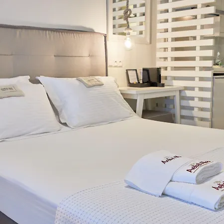Aelia Hotell 3*